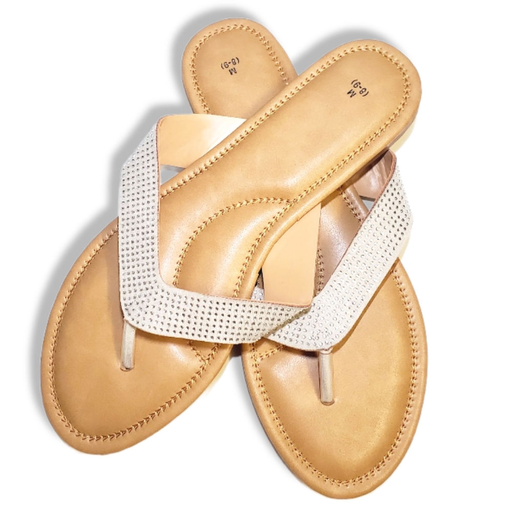 #494 New Ladies Thong Sandles White Tan Studded Size 8 9 8/9